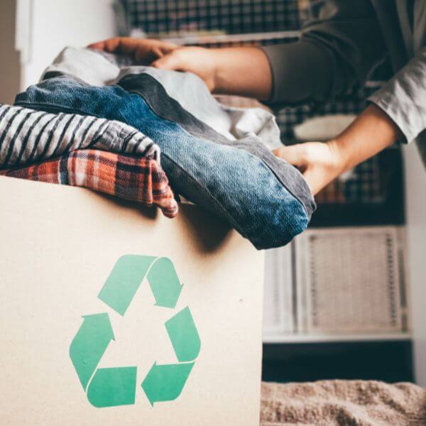 Textile and Clothes Recycling (1)