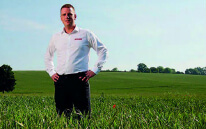 andy-in-poppy-field